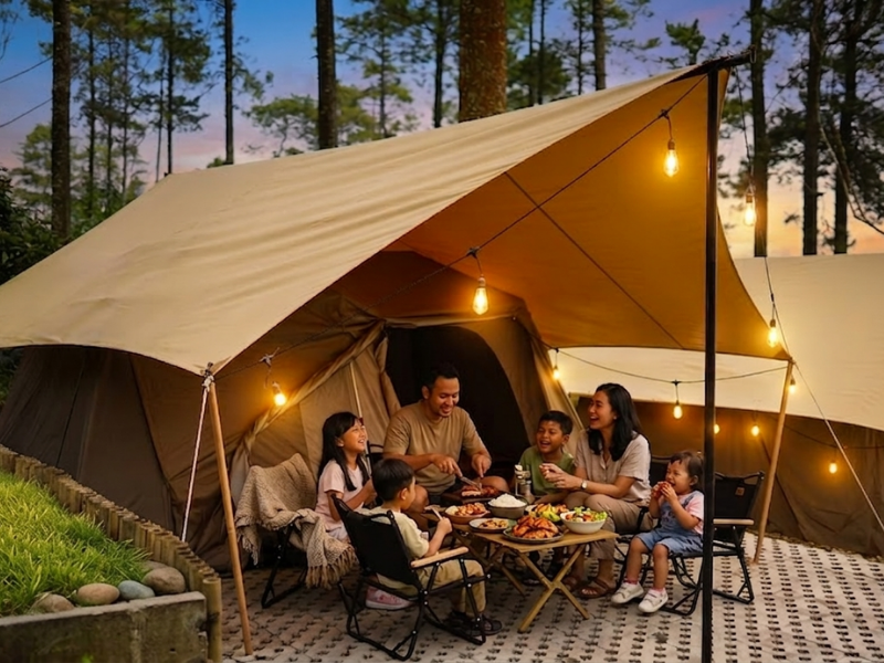 Menikmati Syahdunya Camping di Lembayung Pinus Ciwidey